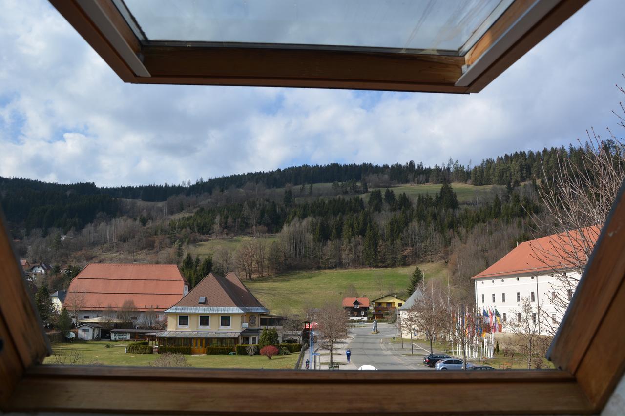 Kronenwirt Gurk Exteriér fotografie